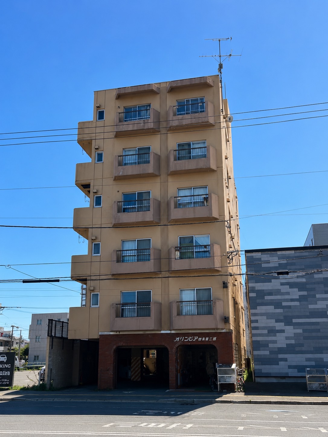 旭川市4条通4丁目745番地　オリンピア四条喜三郎